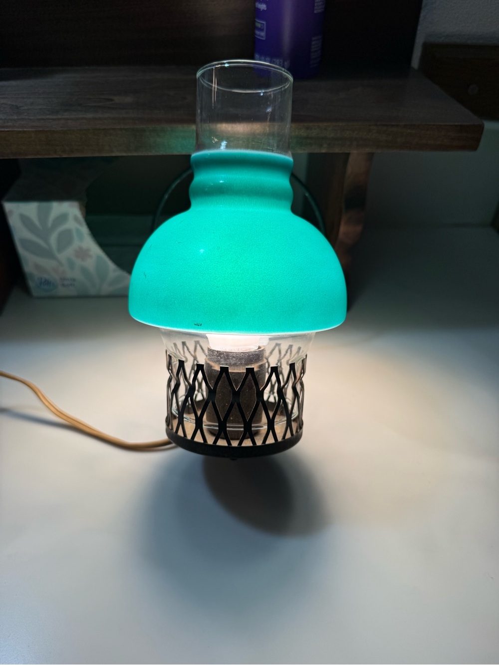 vintage electric hurricane fairy lamp / vibrant teal glass globe /works